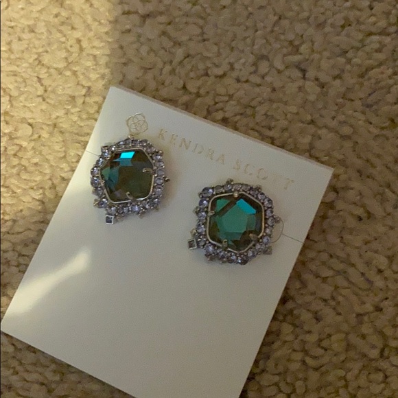 Kendra Scott earrings - Picture 5 of 5